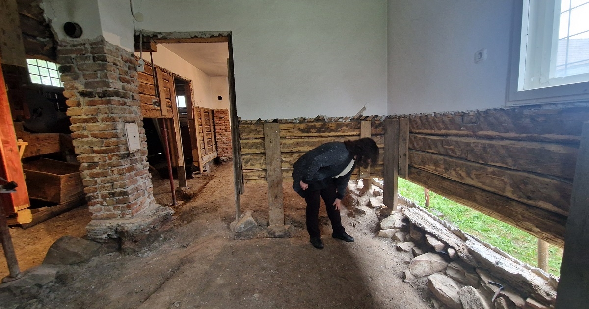 Megszüntették a gombásodást, következik a műemlék szerkezeti helyreállítása